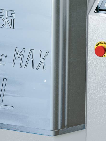 slider-pressovac-max